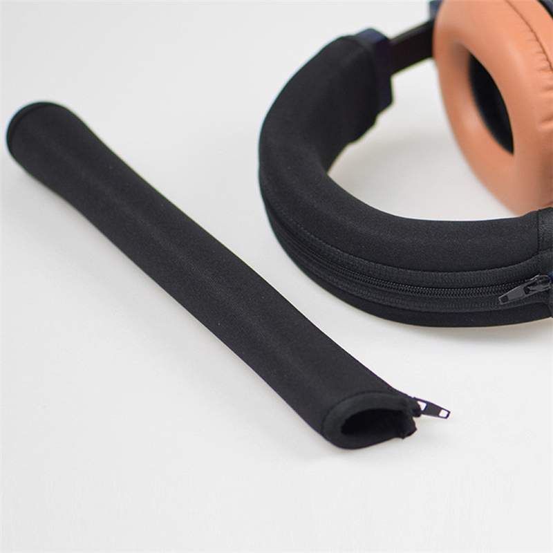 หูฟังแบบมีซิปตัวป้องกันแขน ban - Audio Technica Headphone Ath-M50X บทวิจารณ์และราคา